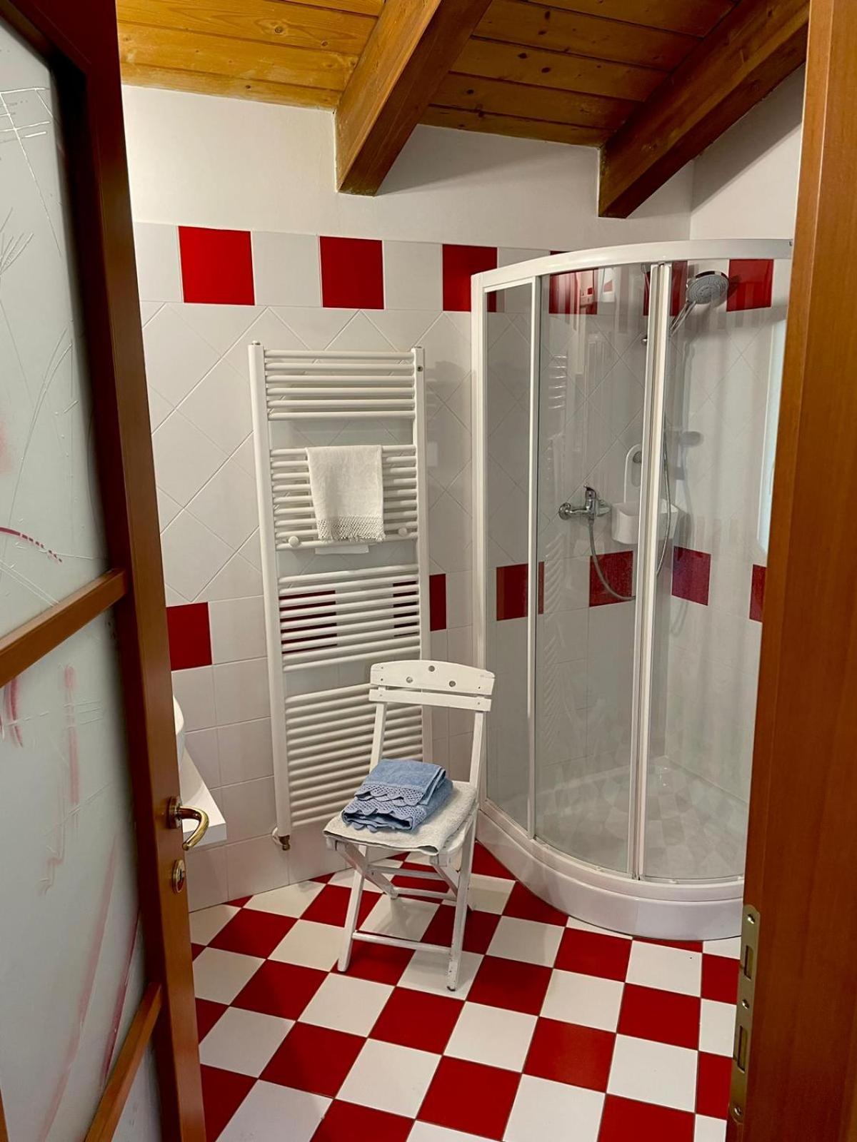 L'Angolo Di Leo Borgofranco d'Ivrea Kültér fotó